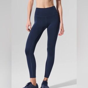 Alo Navy 7/8 high waist airlift leggings